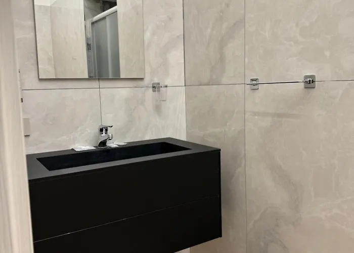 Maison Toledo 376 Неаполь