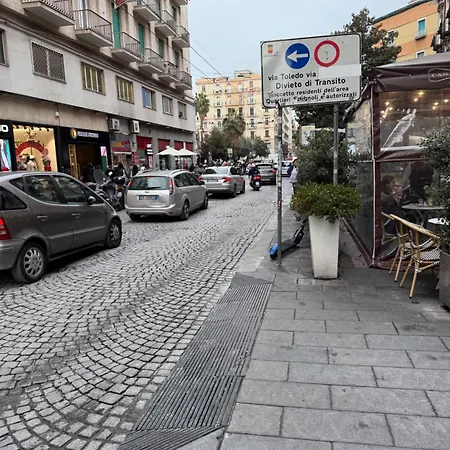 Maison Toledo 376 招待所 那不勒斯